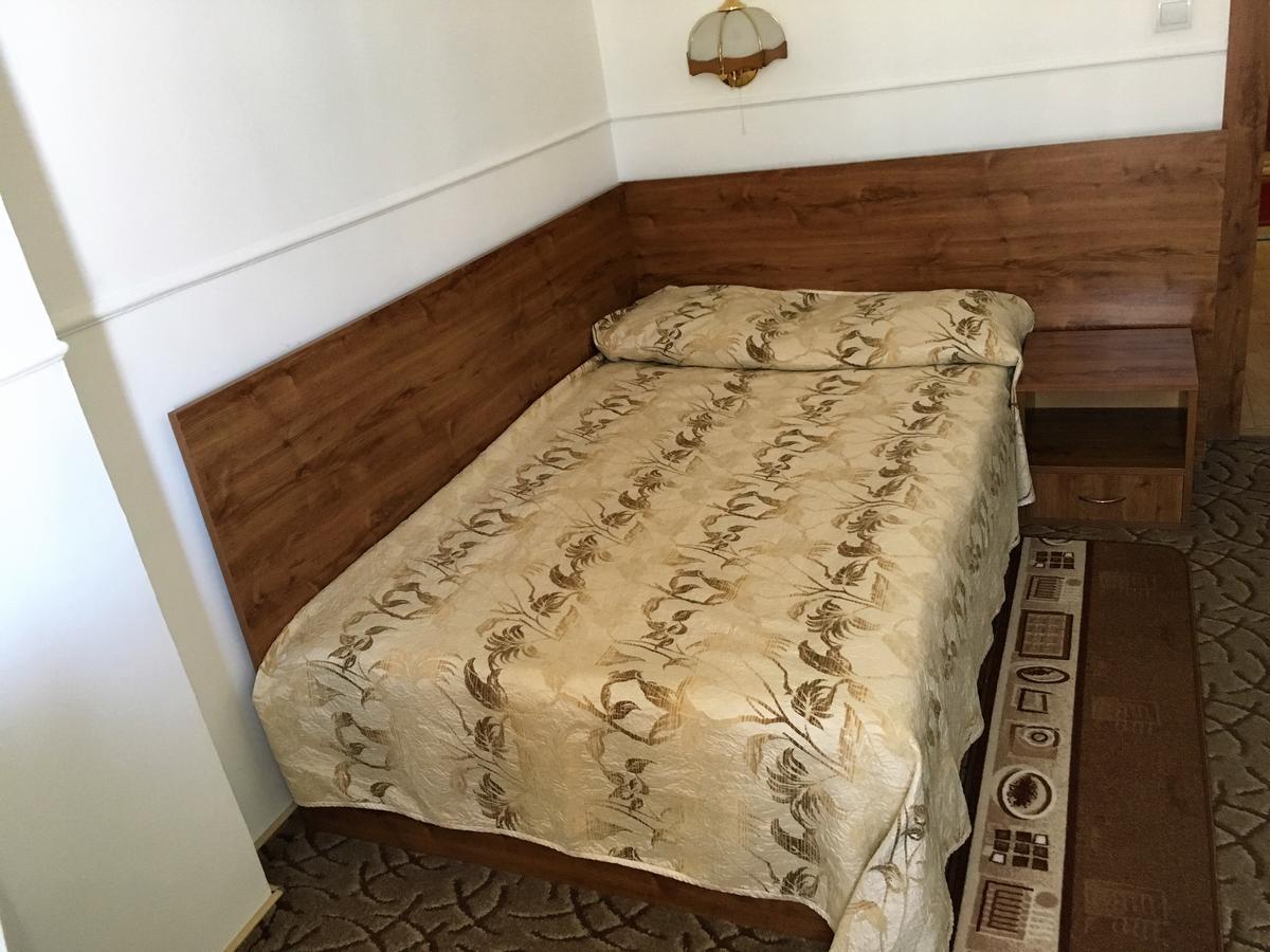 Fanti Hotel Vidin Esterno foto