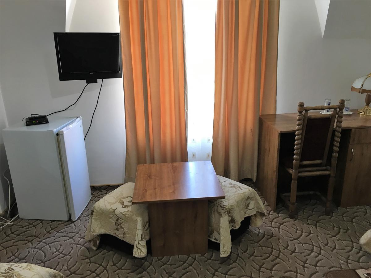 Fanti Hotel Vidin Esterno foto