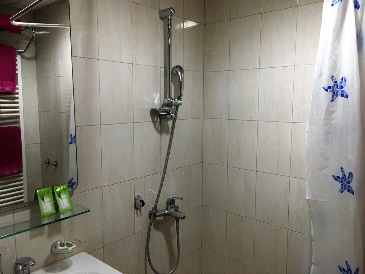 Fanti Hotel Vidin Esterno foto