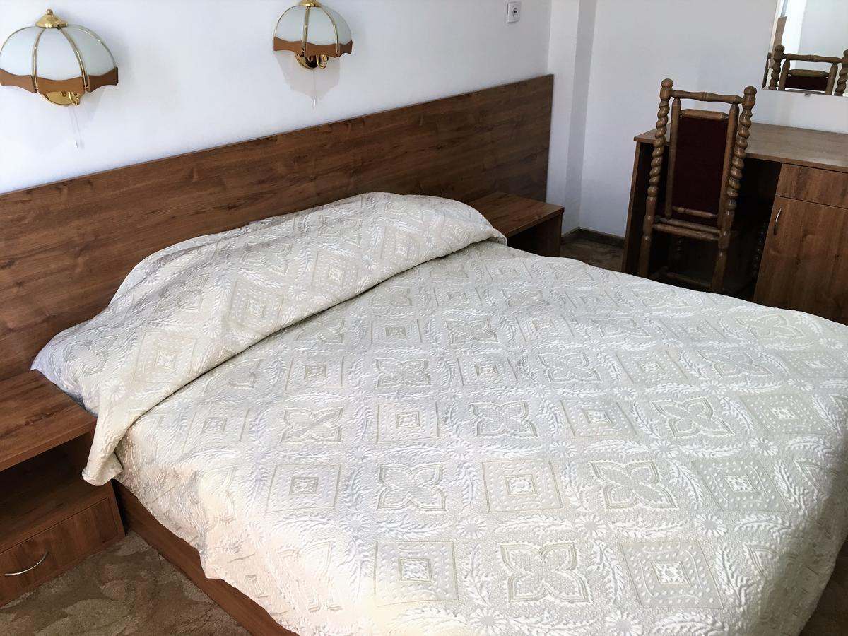 Fanti Hotel Vidin Esterno foto