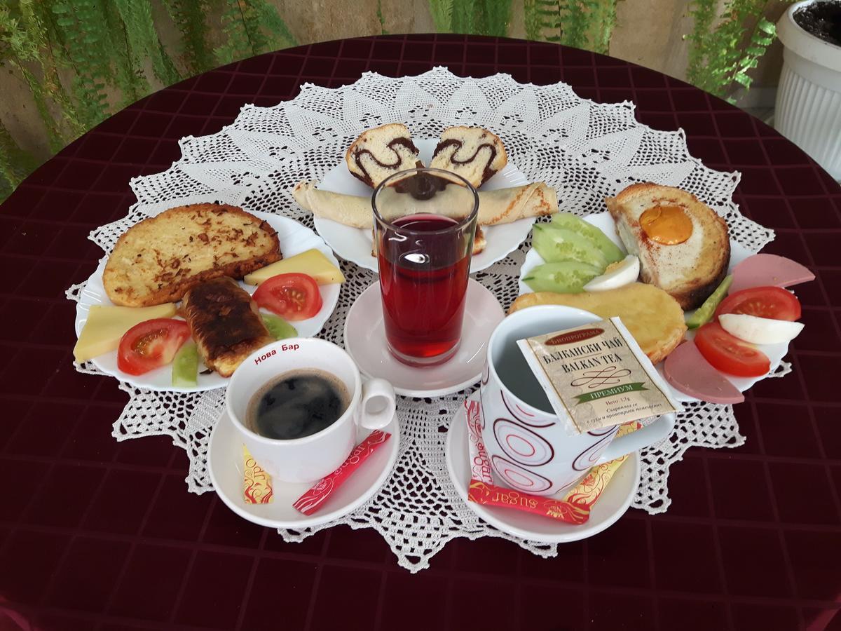 Fanti Hotel Vidin Esterno foto