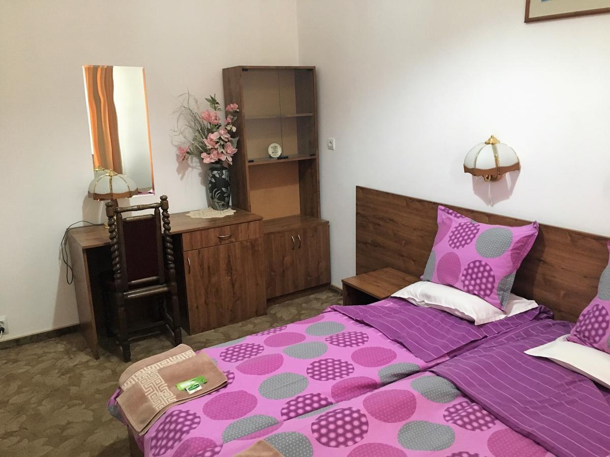Fanti Hotel Vidin Esterno foto
